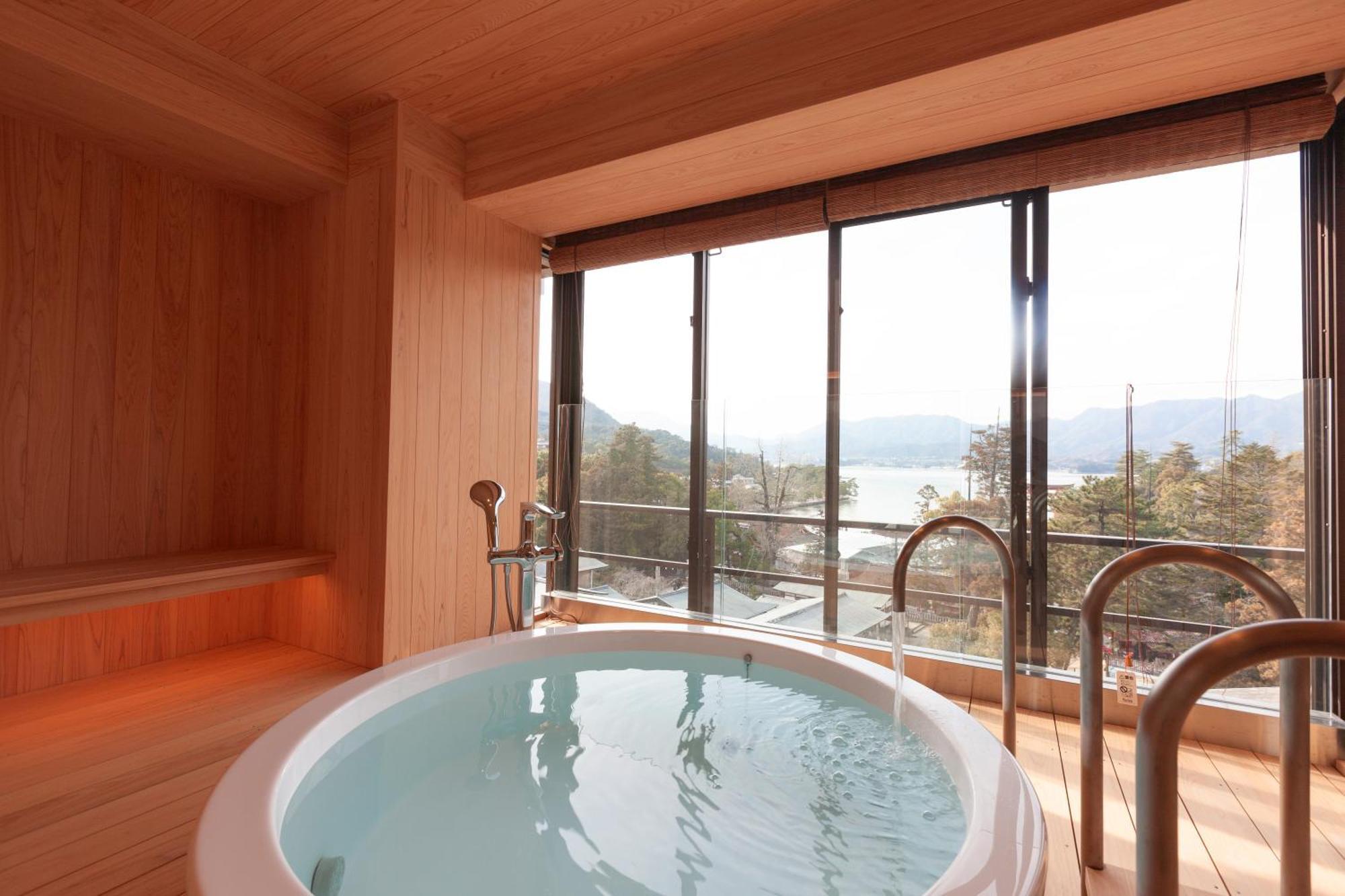 Miyajima Grand Hotel Arimoto Hatsukaichi Exterior photo